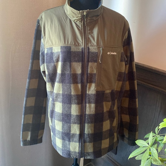Columbia Other - Columbia fleece zip up plaid jacket size large